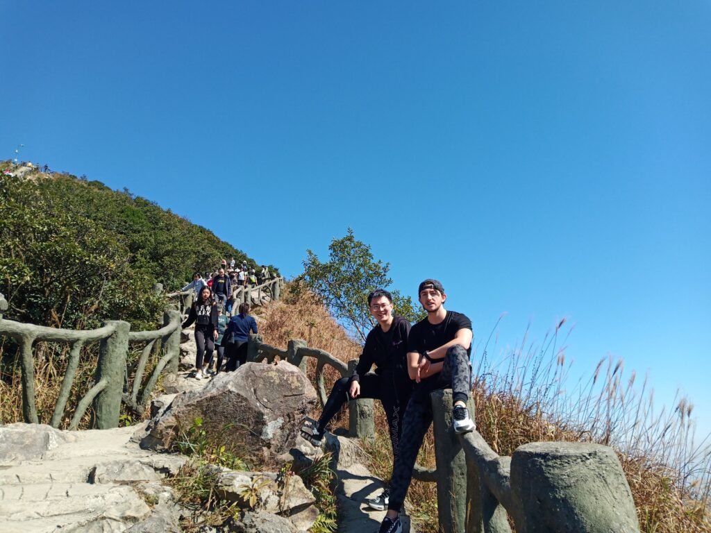 030FA764-0A50-4C14-BF3C-D7D0979F39FC