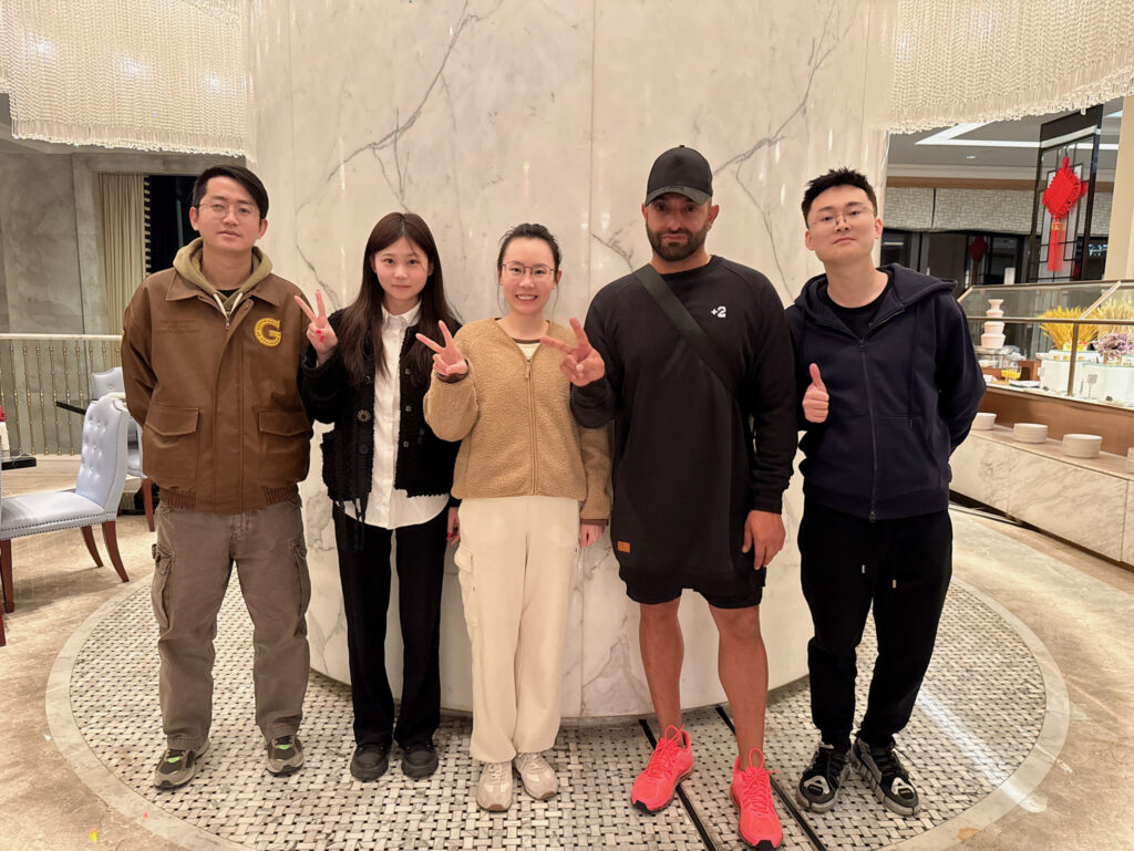 A4BA1944-3DEA-4151-9CE3-6C5583F05773